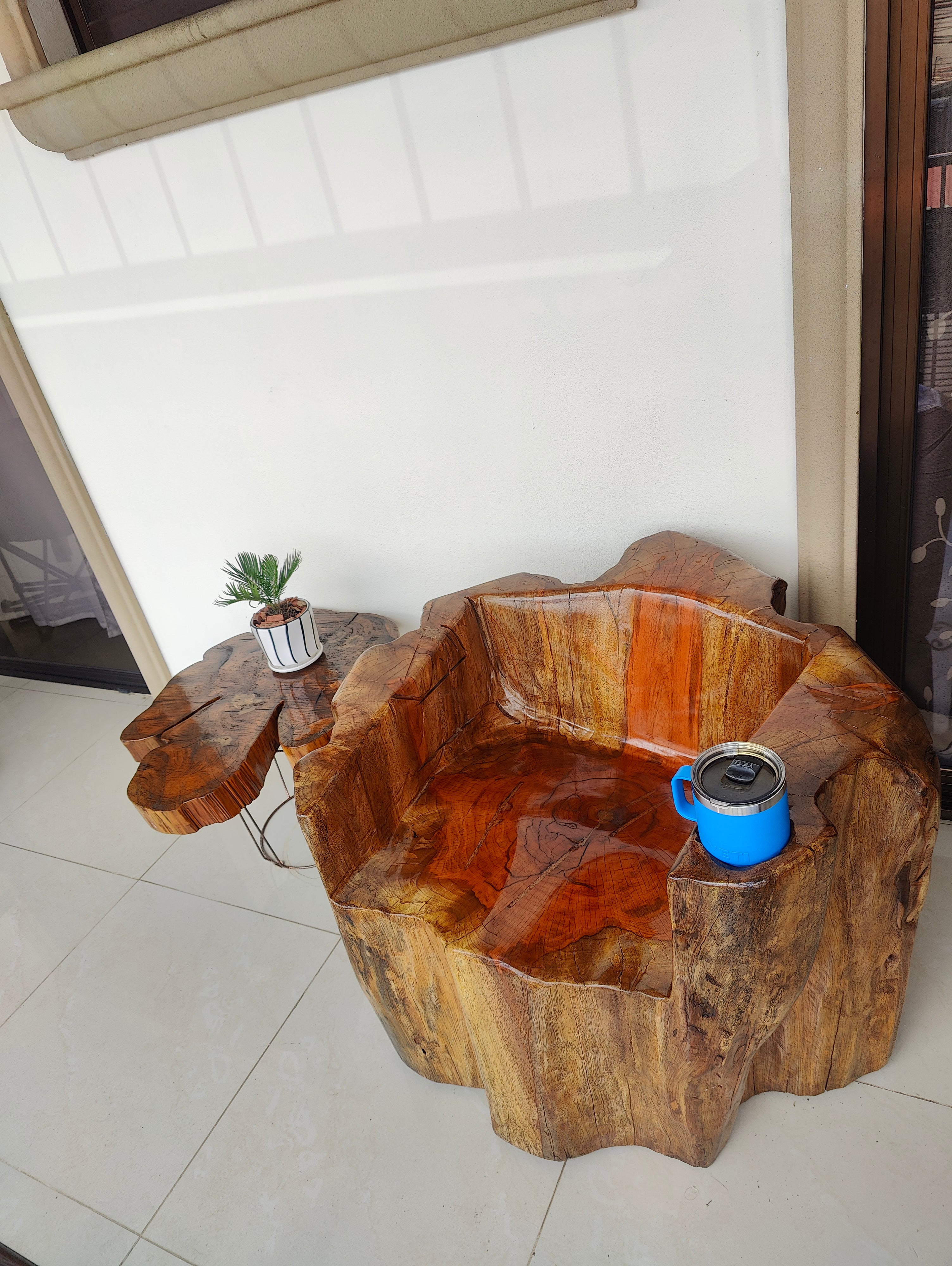 Trono de Madera – Pochote Live Edge